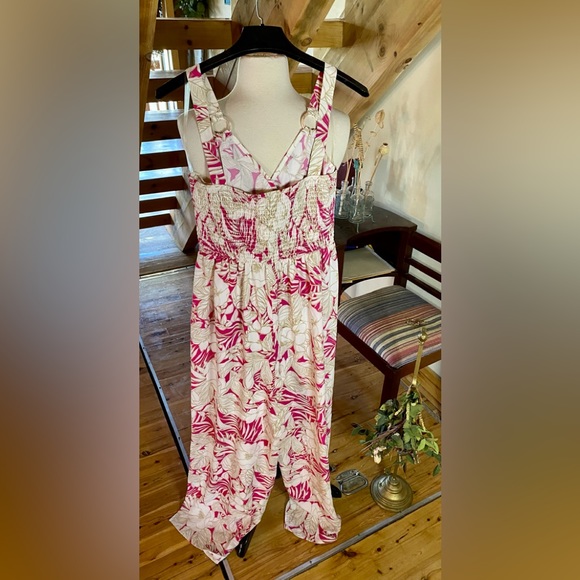 ☀️Charming Charlie Pant Romper☀️  NWT - Picture 4 of 13